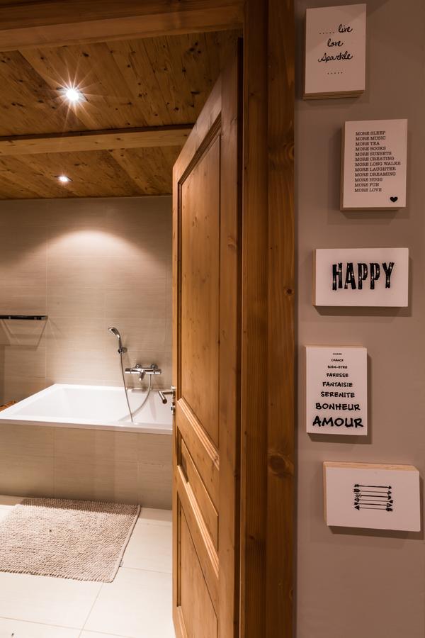 Apartment Au Bon Coin - Luxury Chamonix Hidden Haven, Mont Blanc View, Hot Tub And Garden Exterior photo
